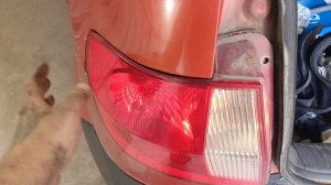 как снять заднюю фару Hyundai Getz 2007 год