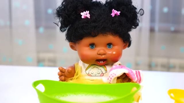 Мой детский сад — Стираем носочки — Куклы пупсы Беби Бон и игры для детей смотреть онлайн