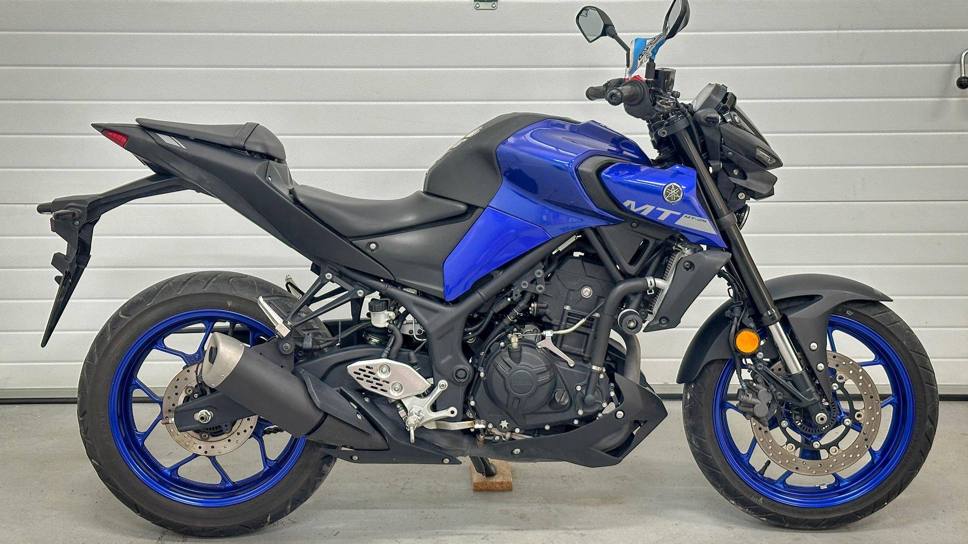 Yamaha MT-25 - RG43J-015587 смотреть онлайн