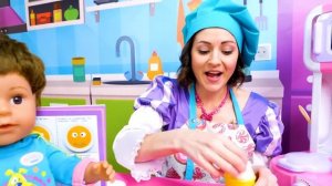 Беби Бон Братик не любит Супы! Готовлю игрушкам по кулинарной книге? Лепка из пластилина Play Doh