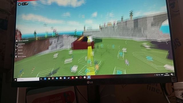 кидаю челов в игре