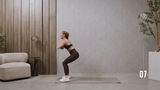 Heather Robertson 40MIN NO REPEATS Full Body Circuit __ Day 43_ HR12WEEK 5.0 смотреть онлайн