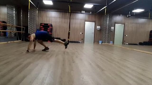 TRX бёрпи