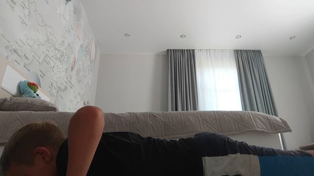 как научится отжиматся