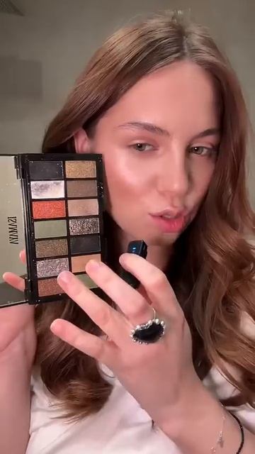 Let’s Glow Girl Забираем себе туториал Coachella Makeup ‘00  Артикулы оставили в комментариях