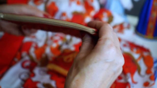 Аксессуары из коллекции росписей Русского Севера