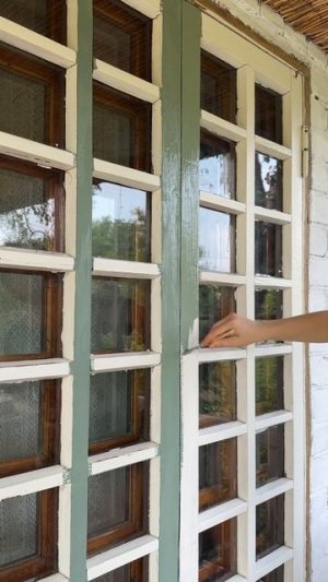 Перекрасила старые двери