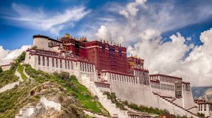 Тибет. Пешая прогулка от Лхасы до Ньингчи. Священные храмы, озера, горы.