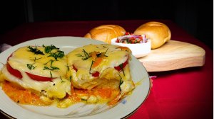 Филе минтая запеченное с овощами😋