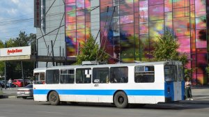 Троллейбус ЗиУ-682Г-012-4021. Покатушки по Барнаулу. / A trip on the ZiU-682G trolleybus in Barnaul