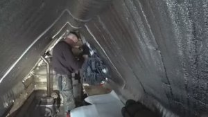 2ч МОЯ КРОШЕЧНАЯ ИЗБУШКА И БЫТ В НЕЙ. ПОГОДА ОПЯТЬ ПОСЛАЛА ВЕТЕР И СНЕГ. ЗАНОЧЕВАЛ В ИЗБЕ-БЕРЛОГЕ