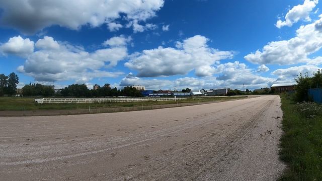 ПРОГУЛКИ ПО ОМСКУ.СПОРТИВНЫЕ ОБЬЕКТЫ -ОМСКИЙ ИППОДРОМ. смотреть онлайн