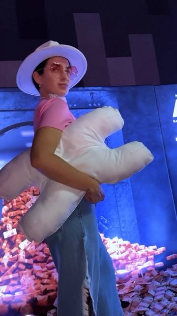 Много ли денег я зарабатываю на подушках? Читаем в комментариях  #морщины #крепкийсон #подушка