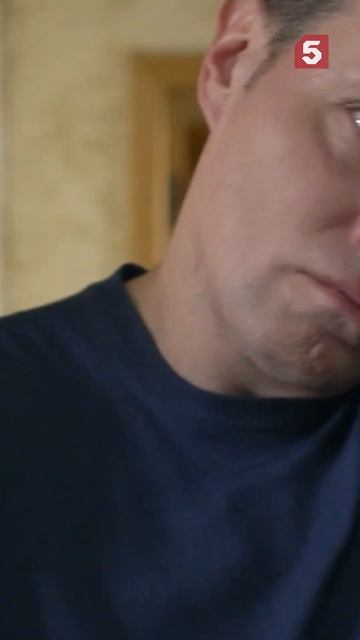 Все не с той ноги встали #пятыйканал #юмор #приколы #фильмы #кино #сериал #детектив смотреть онлайн