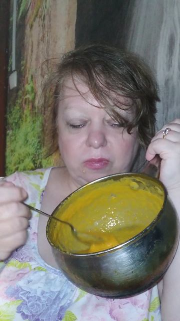 Мукбанг жёлтая жижа смотреть онлайн