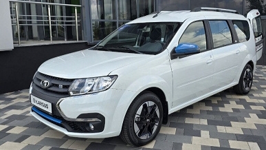 Уже год в производстве, но ни одной модели в продаже нет: АвтоВАЗ показал новые Lada e-Largus 2026 смотреть онлайн