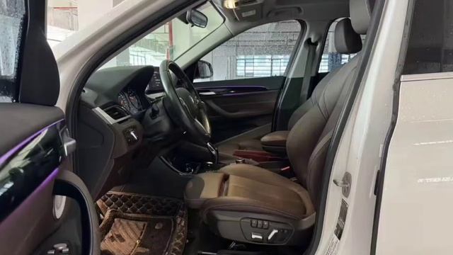 🚗BMW X1 sDrive20Li Premium Edition 2022 года выпуска, б/у смотреть онлайн