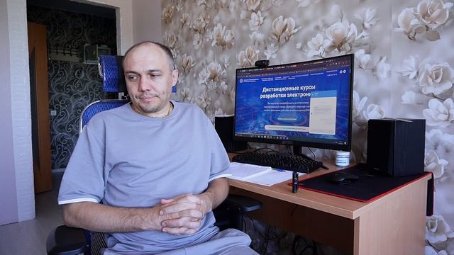 Видео-отзыв нашего выпускника «Практические навыки работы инженера-радиоэлектронщика» смотреть онлайн