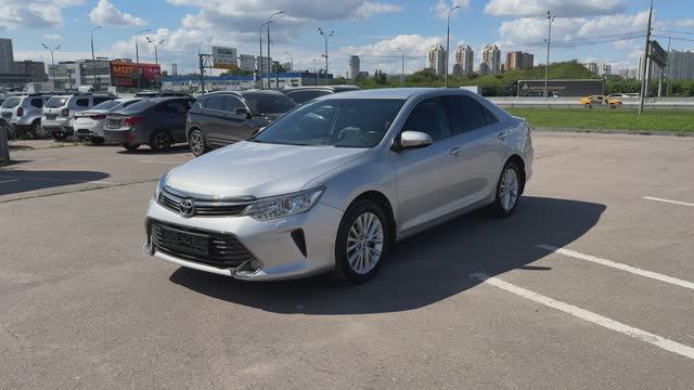 Toyota Camry (2015) смотреть онлайн