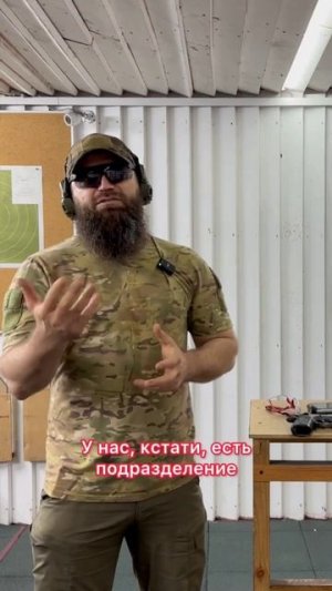 Стрельба из пистолета по-Мозамбикски. #shoorts #маратсутаев #мозамбик