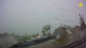 Попал под сильный ливень за рулём