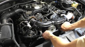 Переборка теплообменника двигателя на АУДИ Q7 2006 AUDI Q7 3,0 дизель 3часть