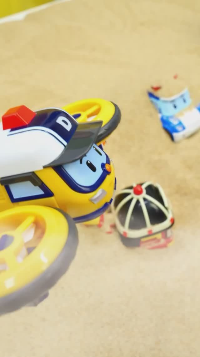 Вместе мы сила! Как друзья выручили Робокаров из бури! ⚡🏜️ #машинкидлядетей #промашинки #длядетей смотреть онлайн