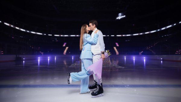 Вау-Свидание на ледовой арене Москва