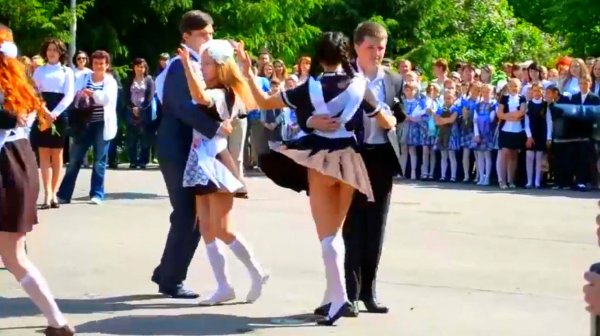 Замечательный выпускной вальс