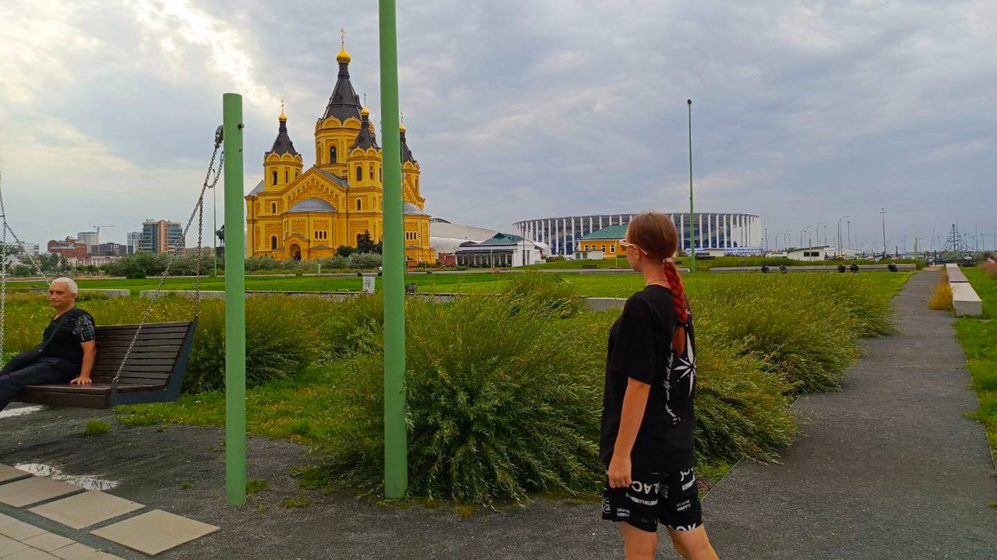Культовое место Стрелка в Нижнем Новгороде. Красиво. Первый день гуляем в Новгороде