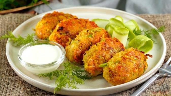 Завтрак со вкусом. КАБАЧКОВЫЕ КОТЛЕТЫ С КУСКУСОМ