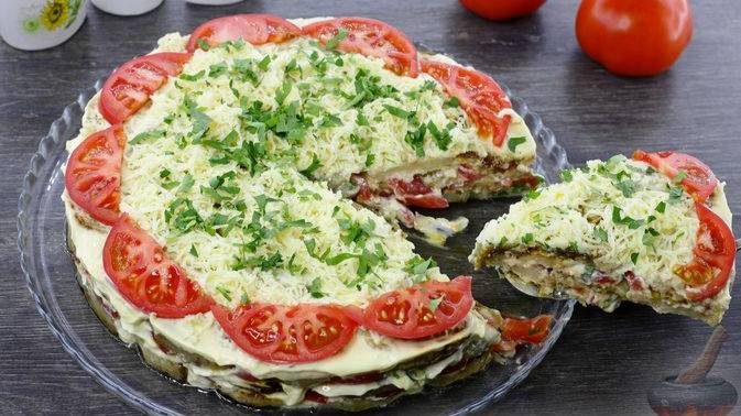 Украшение стола. ЗАКУСОЧНЫЙ ТОРТ ИЗ БАКЛАЖАНОВ, ПОМИДОРОВ И СЫРА