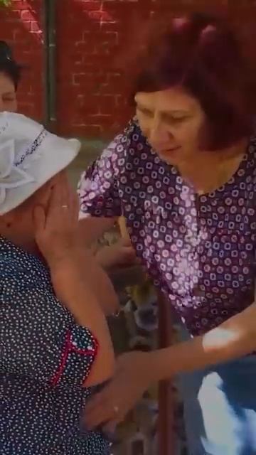 С МИРУ ПО СТРОЧКЕ...