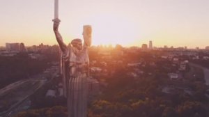 ПЕСНЯ ЗОЛОТОЙ СЕРЕДИНЕ ДНЕПРА!.. Автор слов песни и исполнение: Геннадий Евс