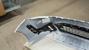 Kaiyi E5 передний бампер в сборе белый дефект