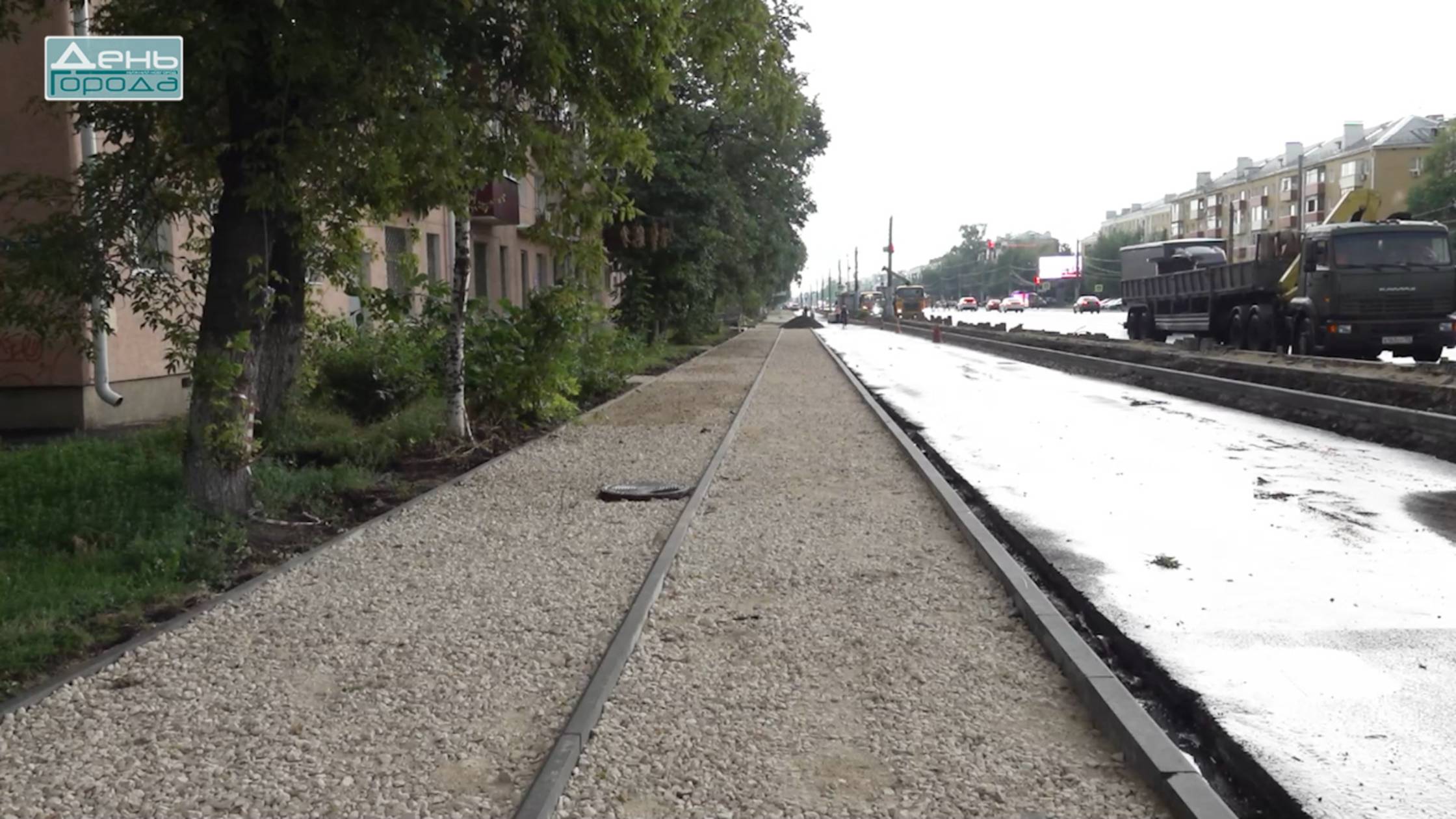 Новая велодорожка с тротуаром соединит улицы Даргомыжского и Октябрьской Революции смотреть онлайн