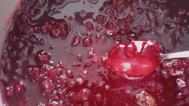 Свежая смородина на всю зиму. Легкие рецепты. Компоты, варенье, джем, пастила смотреть онлайн