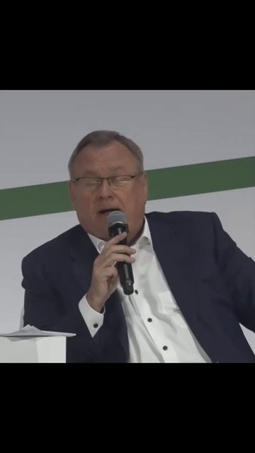 Костин ЦБ РФ делает всё правильно! #костин #россия  #банк  #shorts #shortvideo