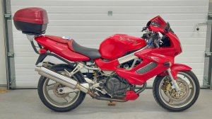 Honda VTR1000F - JH2SC36A6YM300722
