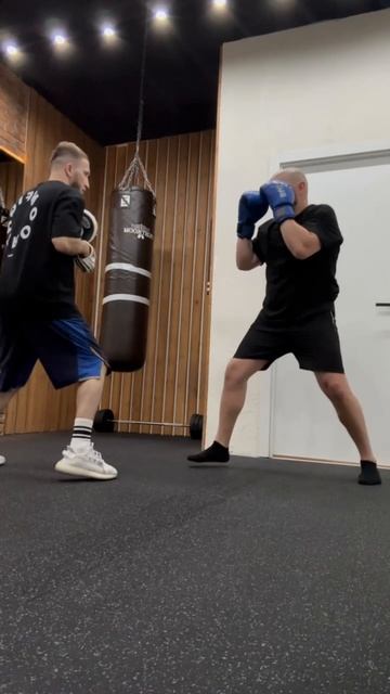 Настоящий Джентльмен  не хвастаеться ... Но а  с другой стороны  нахрена тогда  это все нужно !)))