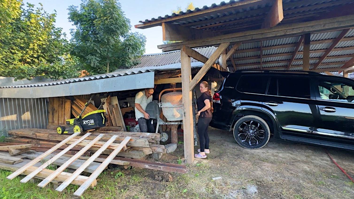 Дом у дороги. Деревенская жизнь