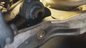 Хонда Одиссей РА7, замена сайлентблоков на задних амортизаторах