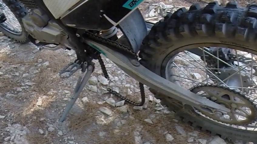 Катанул на Рио(сухогруз) Геленджик, порвалась цепь в лесу, BRZ H6 250 кубов.