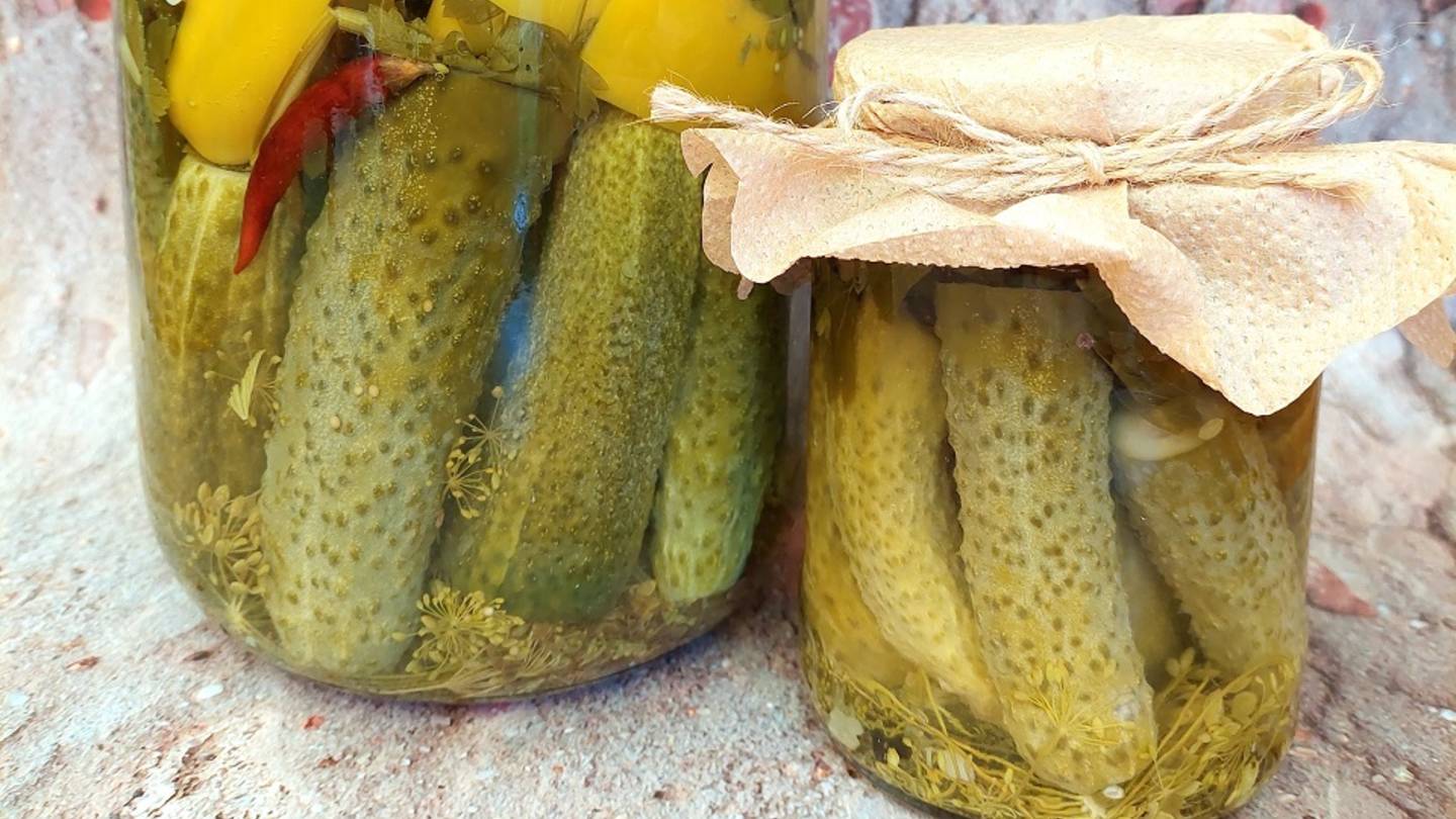 Огурцы пикантные с горчицей и остринкой. Название говорит само за себя, а итог восхитительный.