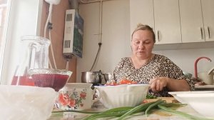 МУЖ С ЗЯТЕМ РАБОТАЮТ, У МЕНЯ ГОТОВКА.