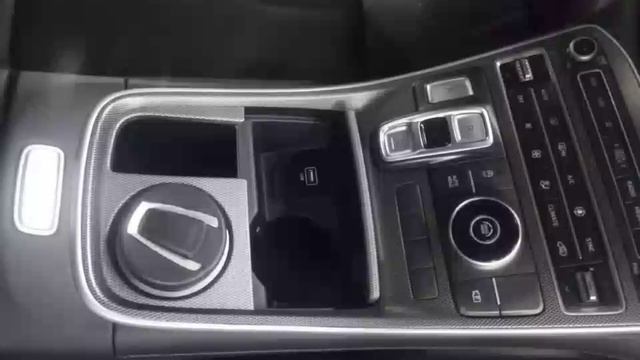 Hyundai Santa Fe 380TGDi Automatic 2WD GLX Elite Edition 2023 года смотреть онлайн