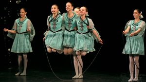 ТАНЕЦ СО СКАКАЛКАМИ, Ансамбль «Школьные годы». DANCE WITH JUMP ROPE, Ensemble «School Years».