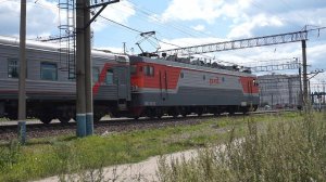 Электровоз ЭП1-282. Отправление.