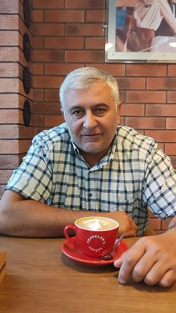 Гадир Тахиров