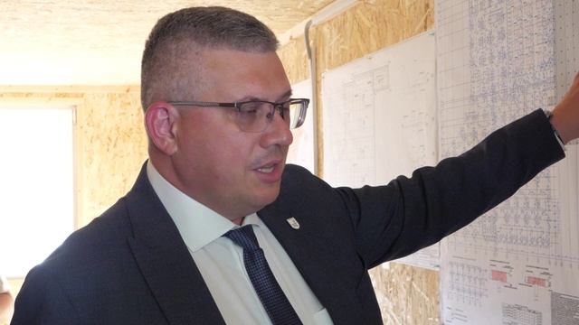 В Смоленске продолжается реконструкция бассейна «Дельфин» смотреть онлайн